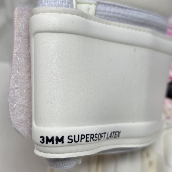 Puma Goalkeeper Football Soccer Gloves Unisex Size 9 041926 01 White New - Picture 4 of 7